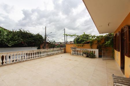 Casa à venda com 291m², 4 quartos e 4 vagasVaranda