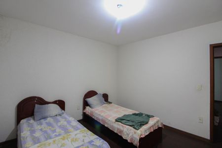 Casa à venda com 291m², 4 quartos e 4 vagasQuarto 1