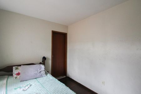 Casa à venda com 291m², 4 quartos e 4 vagasSuíte