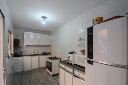 Casa à venda com 291m², 4 quartos e 4 vagasCozinha