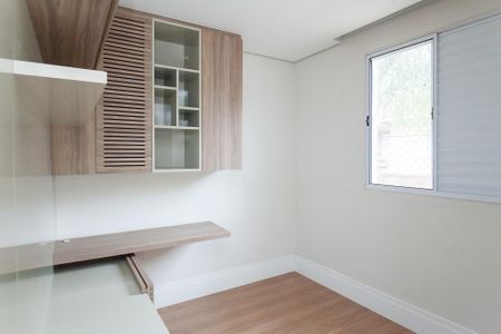 quarto 1 de casa de condomínio para alugar com 4 quartos, 176m² em Buritis, Belo Horizonte