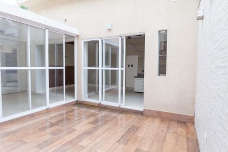 Casa de condomínio para alugar com 176m², 4 quartos e 2 vagasarea de inverno 