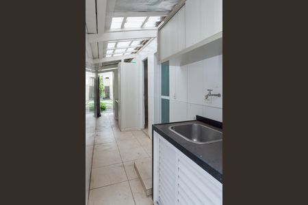 Casa de condomínio para alugar com 176m², 4 quartos e 2 vagasÁrea de Serviço