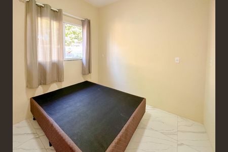 Quarto 1 de apartamento para alugar com 2 quartos, 32m² em São João do Rio Vermelho, Florianópolis