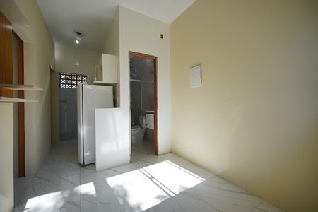 Sala de casa de condomínio para alugar com 2 quartos, 32m² em São João do Rio Vermelho, Florianópolis