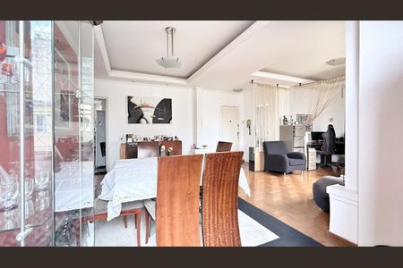 Apartamento à venda com 4 quartos, 320m² em Centro, Belo Horizonte