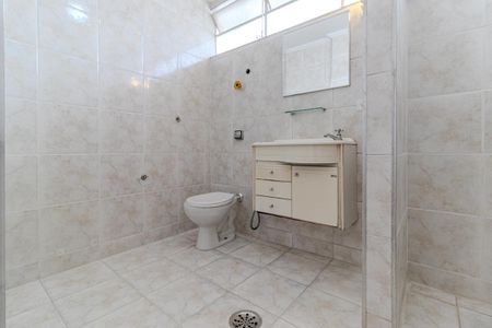 Apartamento para alugar com 72m², 2 quartos e sem vaga Apartamento para alugar com 72m², 2 quartos e sem vagaBanheiro