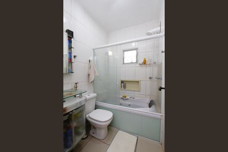 Casa à venda com 88m², 2 quartos e 4 vagasBanheiro