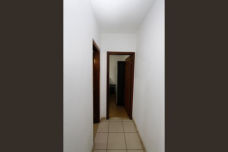 Casa à venda com 88m², 2 quartos e 4 vagasCorredor