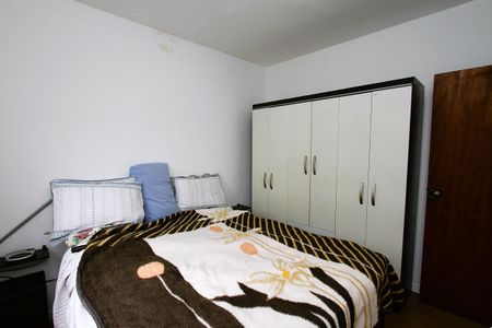 Casa à venda com 88m², 2 quartos e 4 vagasQuarto 2