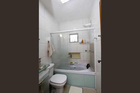 Casa à venda com 88m², 2 quartos e 4 vagasBanheiro