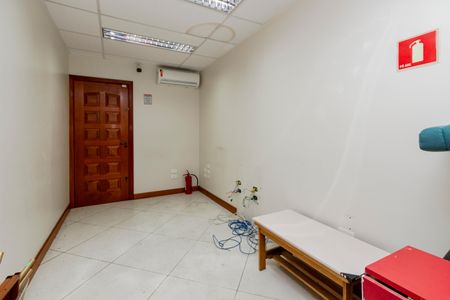 Casa para alugar com 240m², 3 quartos e 2 vagas Casa para alugar com 240m², 3 quartos e 2 vagasEscritório