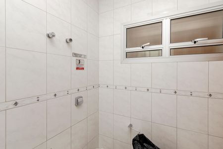 Casa para alugar com 240m², 3 quartos e 2 vagas Casa para alugar com 240m², 3 quartos e 2 vagasBanheiro da Suíte 1