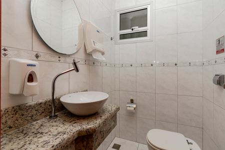 Casa para alugar com 240m², 3 quartos e 2 vagas Casa para alugar com 240m², 3 quartos e 2 vagasLavabo 1