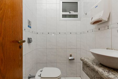 Casa para alugar com 240m², 3 quartos e 2 vagas Casa para alugar com 240m², 3 quartos e 2 vagasLavabo 2