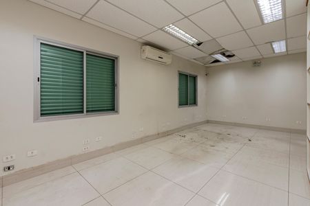 Casa para alugar com 240m², 3 quartos e 2 vagas Casa para alugar com 240m², 3 quartos e 2 vagasSuíte 1