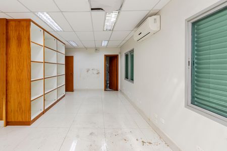 Casa para alugar com 240m², 3 quartos e 2 vagas Casa para alugar com 240m², 3 quartos e 2 vagasSuíte 1