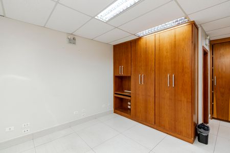 Casa para alugar com 240m², 3 quartos e 2 vagas Casa para alugar com 240m², 3 quartos e 2 vagasSuíte 2