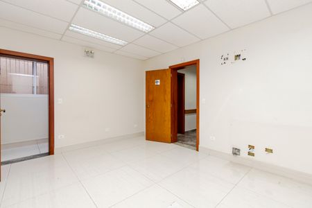 Casa para alugar com 240m², 3 quartos e 2 vagas Casa para alugar com 240m², 3 quartos e 2 vagasQuarto