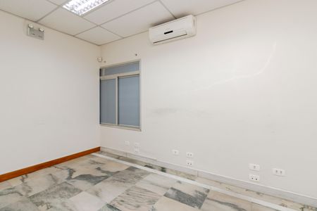 Casa para alugar com 240m², 3 quartos e 2 vagas Casa para alugar com 240m², 3 quartos e 2 vagasSala 4