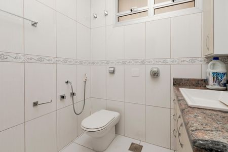 Casa para alugar com 240m², 3 quartos e 2 vagas Casa para alugar com 240m², 3 quartos e 2 vagasBanheiro da Suíte 2