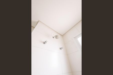 Apartamento para alugar com 73m², 2 quartos e 1 vaga Apartamento para alugar com 73m², 2 quartos e 1 vagaBanheiro Corredor