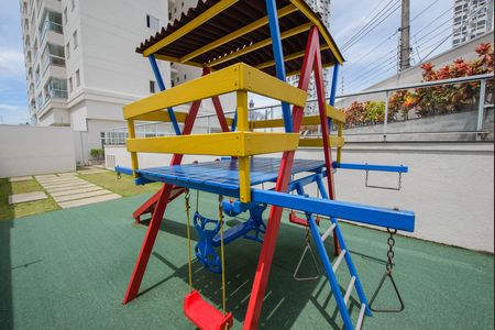 Apartamento para alugar com 73m², 2 quartos e 1 vaga Apartamento para alugar com 73m², 2 quartos e 1 vagaÁrea comum - Playground