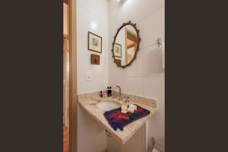 Apartamento para alugar com 73m², 2 quartos e 1 vaga Apartamento para alugar com 73m², 2 quartos e 1 vagaBanheiro Corredor