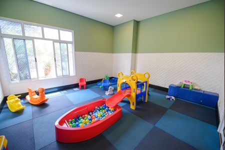 Apartamento para alugar com 73m², 2 quartos e 1 vaga Apartamento para alugar com 73m², 2 quartos e 1 vagaÁrea comum - Brinquedoteca