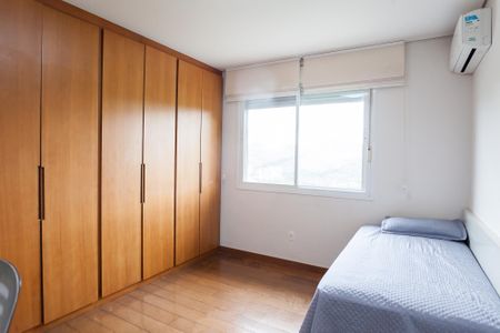 Casa de condomínio à venda com 466m², 4 quartos e 4 vagassuite 3