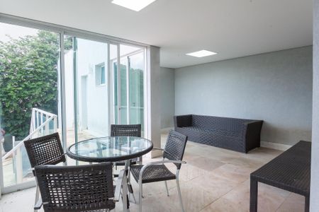 Casa de condomínio à venda com 466m², 4 quartos e 4 vagasChurrasqueira