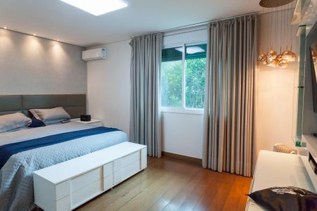 Casa de condomínio à venda com 466m², 4 quartos e 4 vagassuite 4