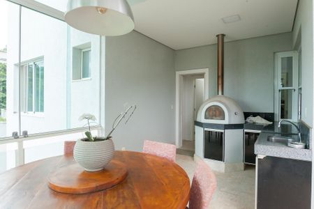 Casa de condomínio à venda com 466m², 4 quartos e 4 vagasÁrea externa