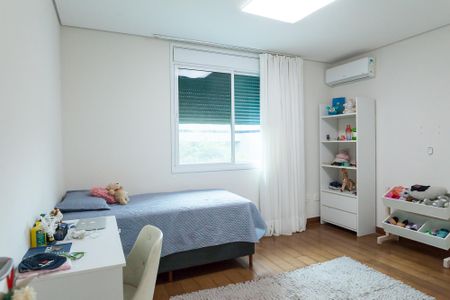 Casa de condomínio à venda com 466m², 4 quartos e 4 vagassuite 2