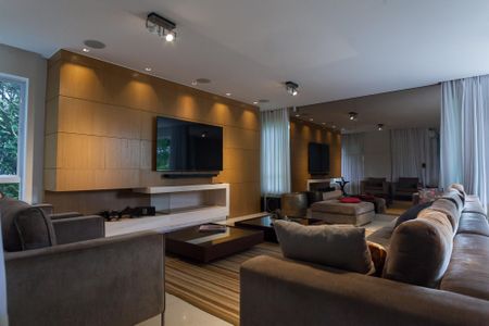 Casa de condomínio à venda com 466m², 4 quartos e 4 vagassala