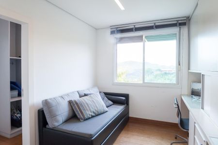 Casa de condomínio à venda com 466m², 4 quartos e 4 vagassuite 1