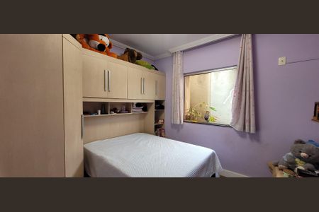 Casa à venda com 215m², 3 quartos e 2 vagasquarto 2