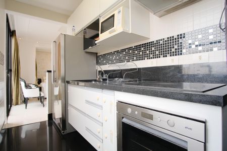 Apartamento para alugar com 100m², 3 quartos e 2 vagasCozinha