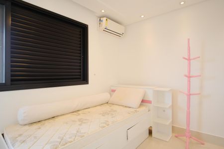 Apartamento para alugar com 100m², 3 quartos e 2 vagasSuíte 2