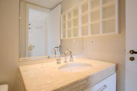 Apartamento para alugar com 100m², 3 quartos e 2 vagasBanheiro da Suíte 1