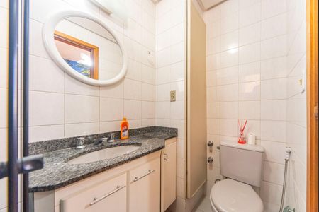 Apartamento à venda com 74m², 3 quartos e 1 vagaBanheiro do Quarto 3