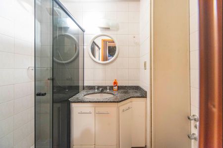 Apartamento à venda com 74m², 3 quartos e 1 vagaBanheiro do Quarto 3