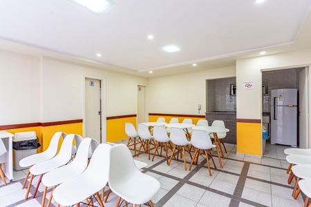 Apartamento à venda com 74m², 3 quartos e 1 vagaÁrea comum - Salão de festas