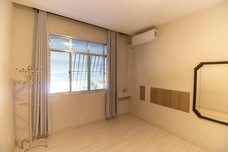 Apartamento à venda com 96m², 2 quartos e sem vagaSuíte 