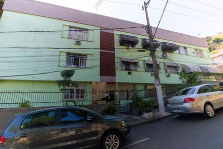 Apartamento à venda com 96m², 2 quartos e sem vagaFachada