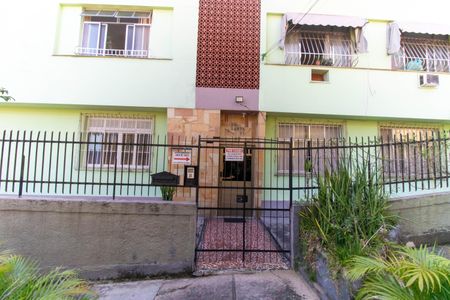 Apartamento à venda com 96m², 2 quartos e sem vagaFachada