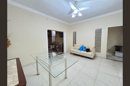 Casa para alugar com 190m², 4 quartos e sem vagaSala 2