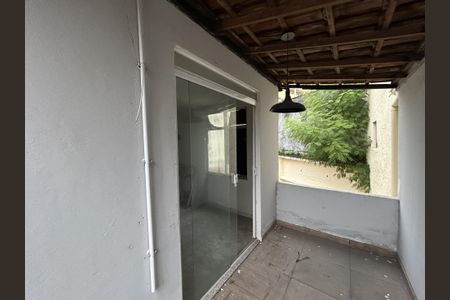 Casa para alugar com 190m², 4 quartos e sem vagaVaranda da suíte 2