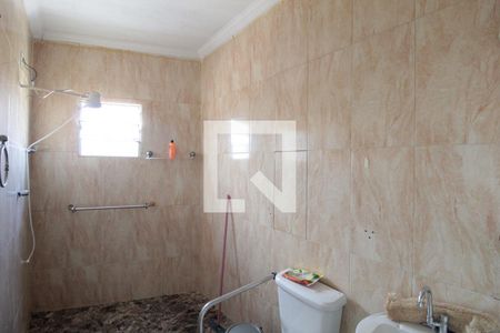 Casa de condomínio à venda com 467m², 7 quartos e 5 vagas Casa de condomínio à venda com 467m², 7 quartos e 5 vagasBanheiro