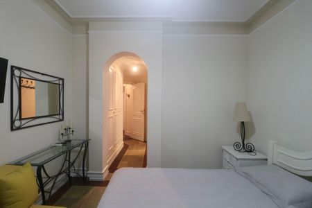 Apartamento para alugar com 179m², 4 quartos e 2 vagas Apartamento para alugar com 179m², 4 quartos e 2 vagasSuíte